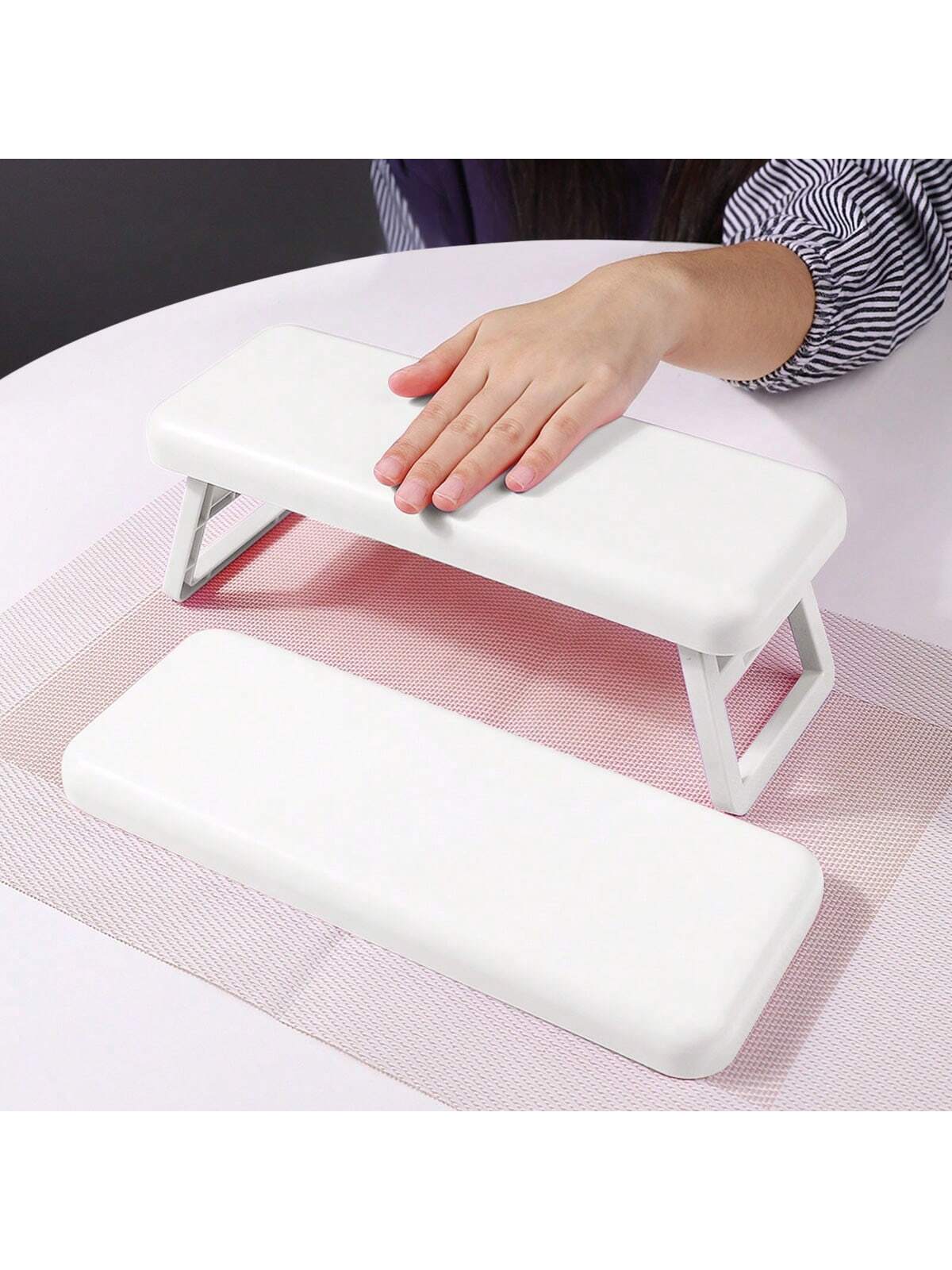 Foldable Nail Arm Rest